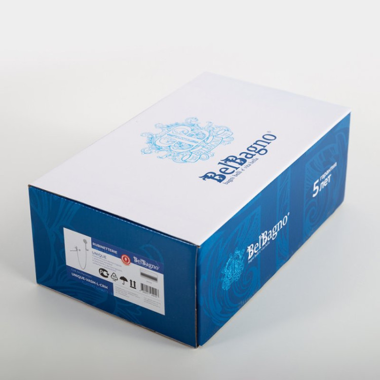 Смеситель для ванны и душа с длинным изливом в комплекте с ручным душем, шлангом и держателем Cezares UNIQUE-VASM-L-CRM