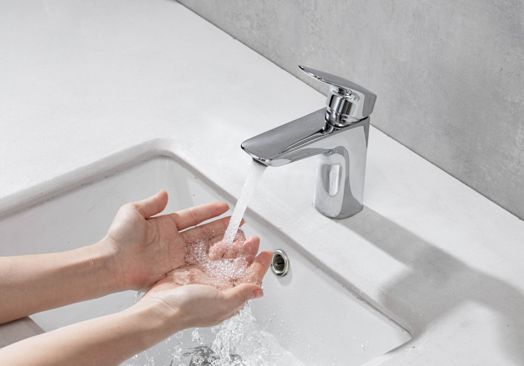 Cмеситель для раковины 97 без донного клапана Aquatek AQ1010CR ВЕГА